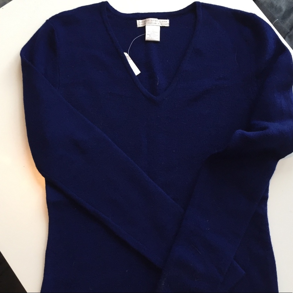 Italian Marino  wool sweater blue V-neck new